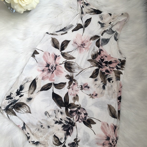 Floral Dynamite Tank - Picture 2 of 5